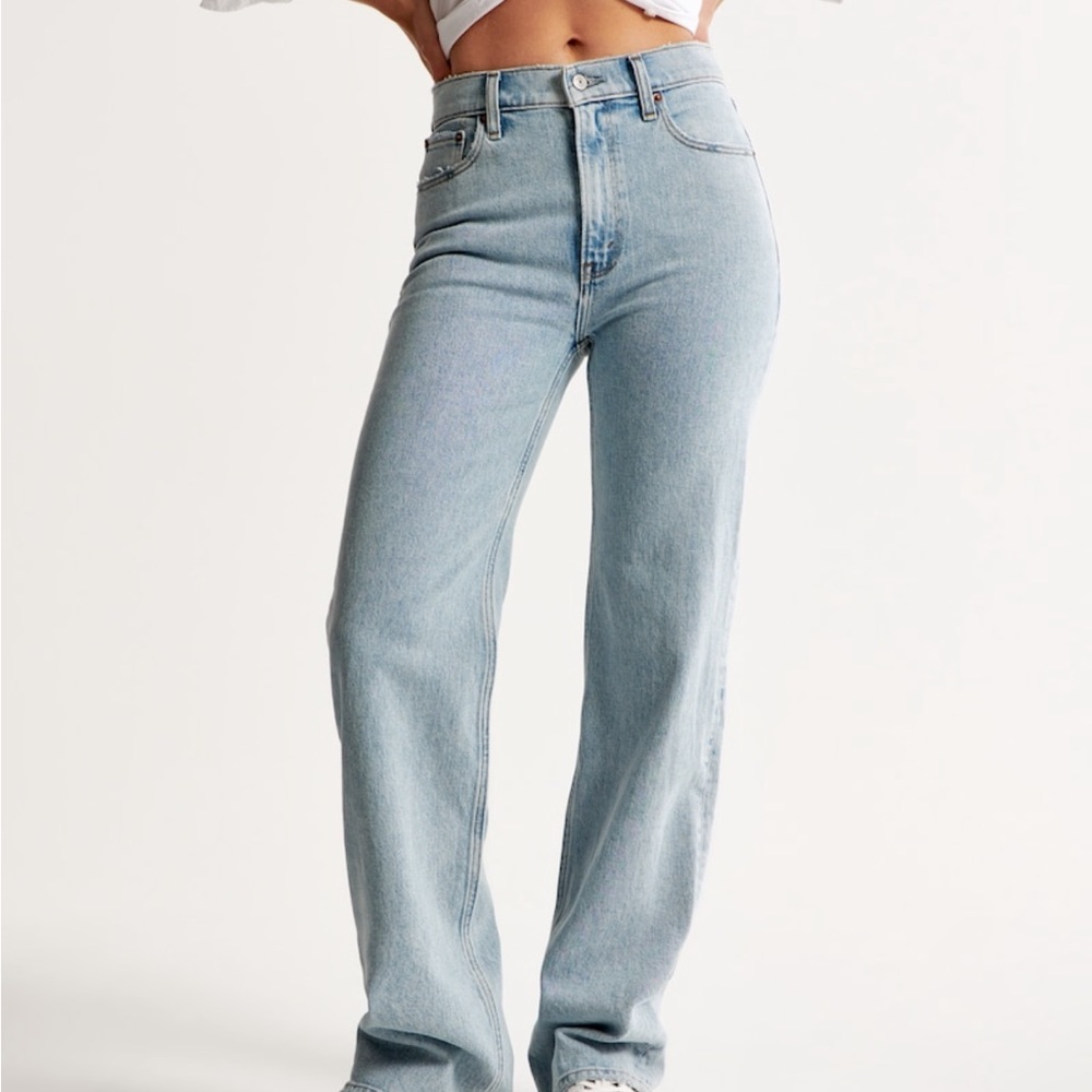 Abercrombie Ultra High Rise 90s Jeans